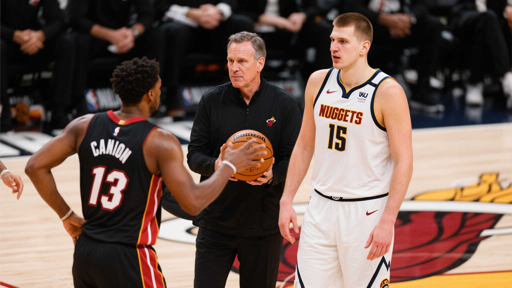 全場比賽中 全場比賽中